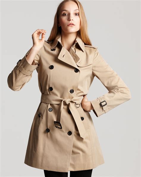 burberry trenchcoat sale outlet|burberry trench coat women outlet.